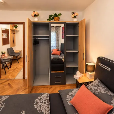 Comfortable And Cozy In Dresden